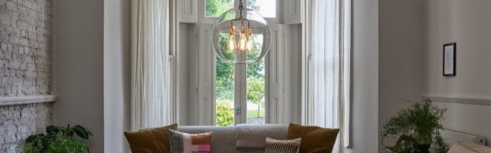 FIVE WAYS TO USE A PENDANT LIGHT THROUGHOUT YOUR HOUSE