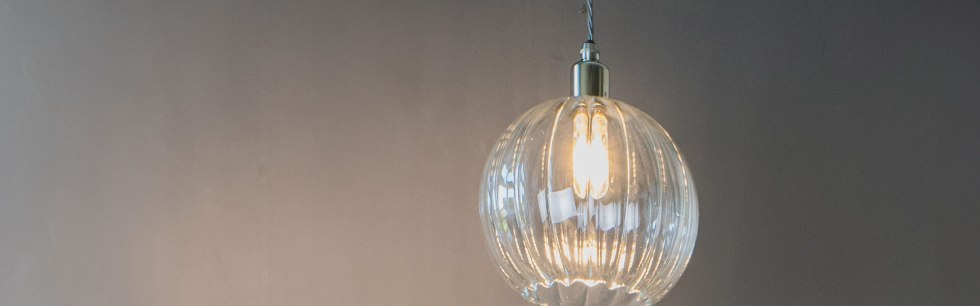 FIVE SIMPLE STEPS TO FINDING THE RIGHT LIGHT FITTING